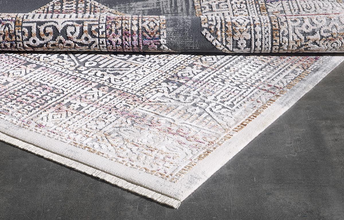 Gümüşsuyu Risus 11585 Krem 5 mm Polyester Antibakteriyel Yıkanabilir İnce Kaymaz Lateks Taban Dikdörtgen Makine Dokuma Salon Halısı 160x230 cm