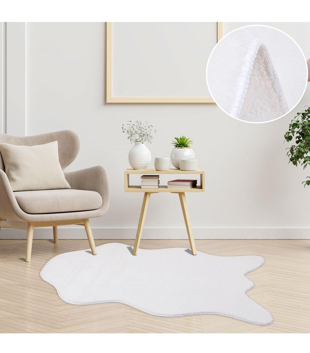 My Evilla Beyaz 10.5 mm Polipropilen Yıkanabilir Kalın Kaymaz Jel Taban Dikdörtgen Makine Dokuma Salon Halısı 100x200 cm