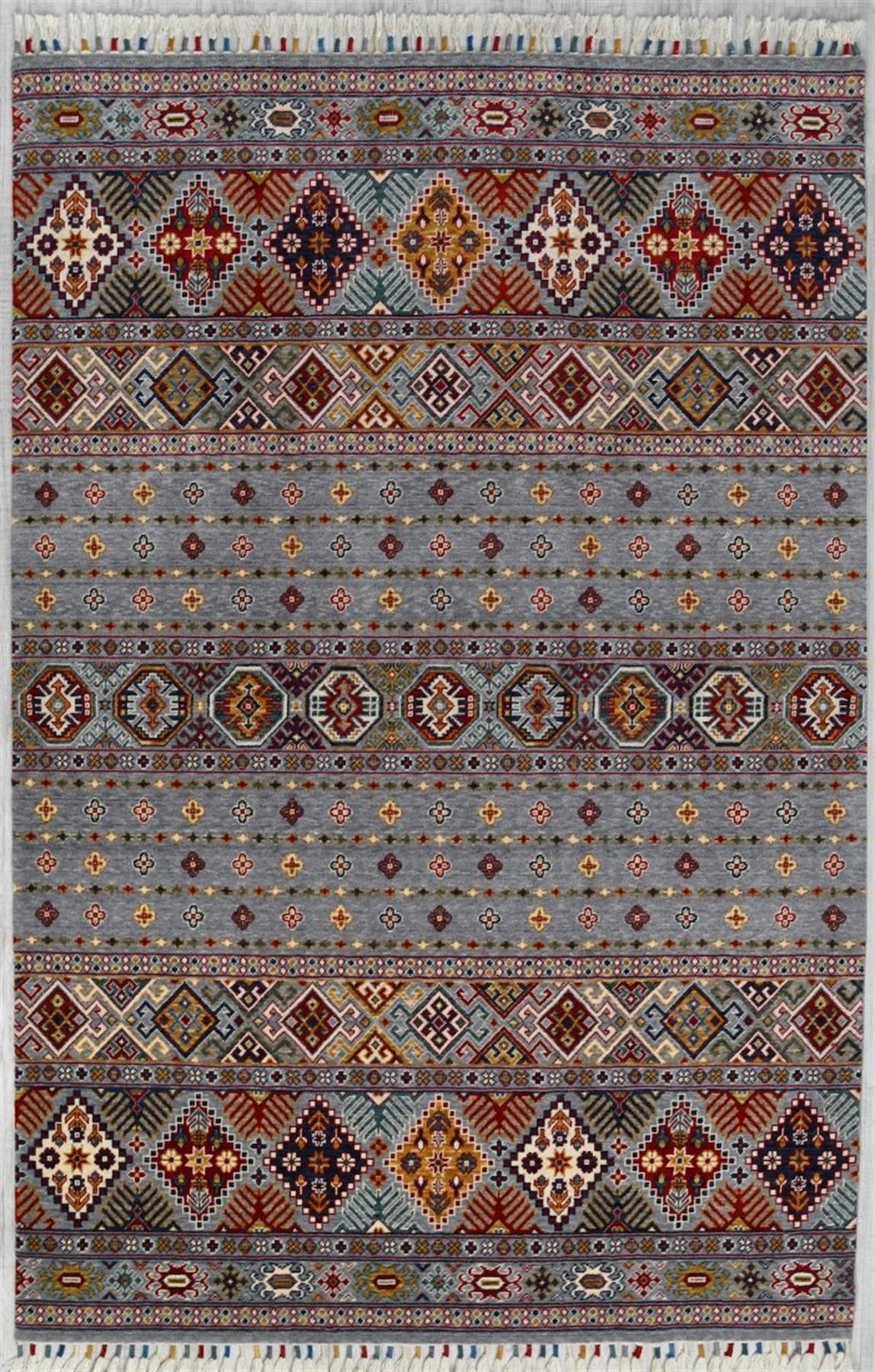 Çam Halı Sultani 806 Gri 14 mm Yün Silinebilir Yıkanabilir Orta Dikdörtgen El Dokuması Salon Halısı 160x235 cm