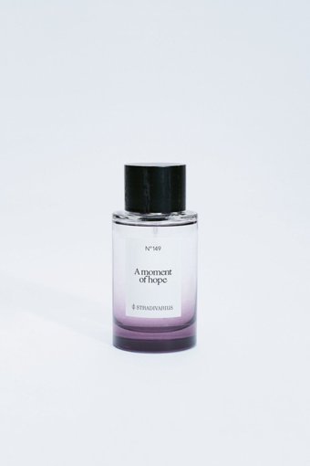 Stradivarius No:149 A Moment Of Wait EDT Odunsu-Sandal Erkek Parfüm 100 ml