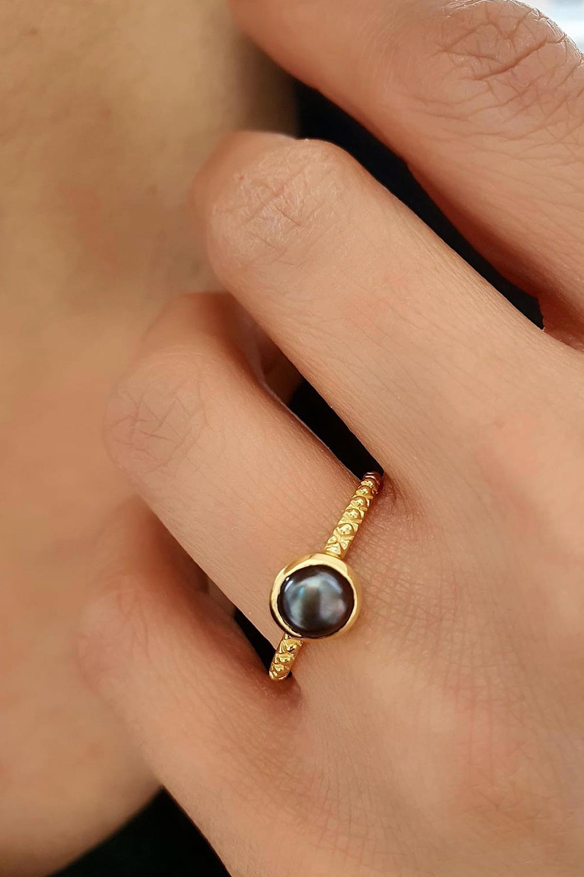 Oseshop Siyah Taşlı İncili 925 Ayar Gümüş Yüzük