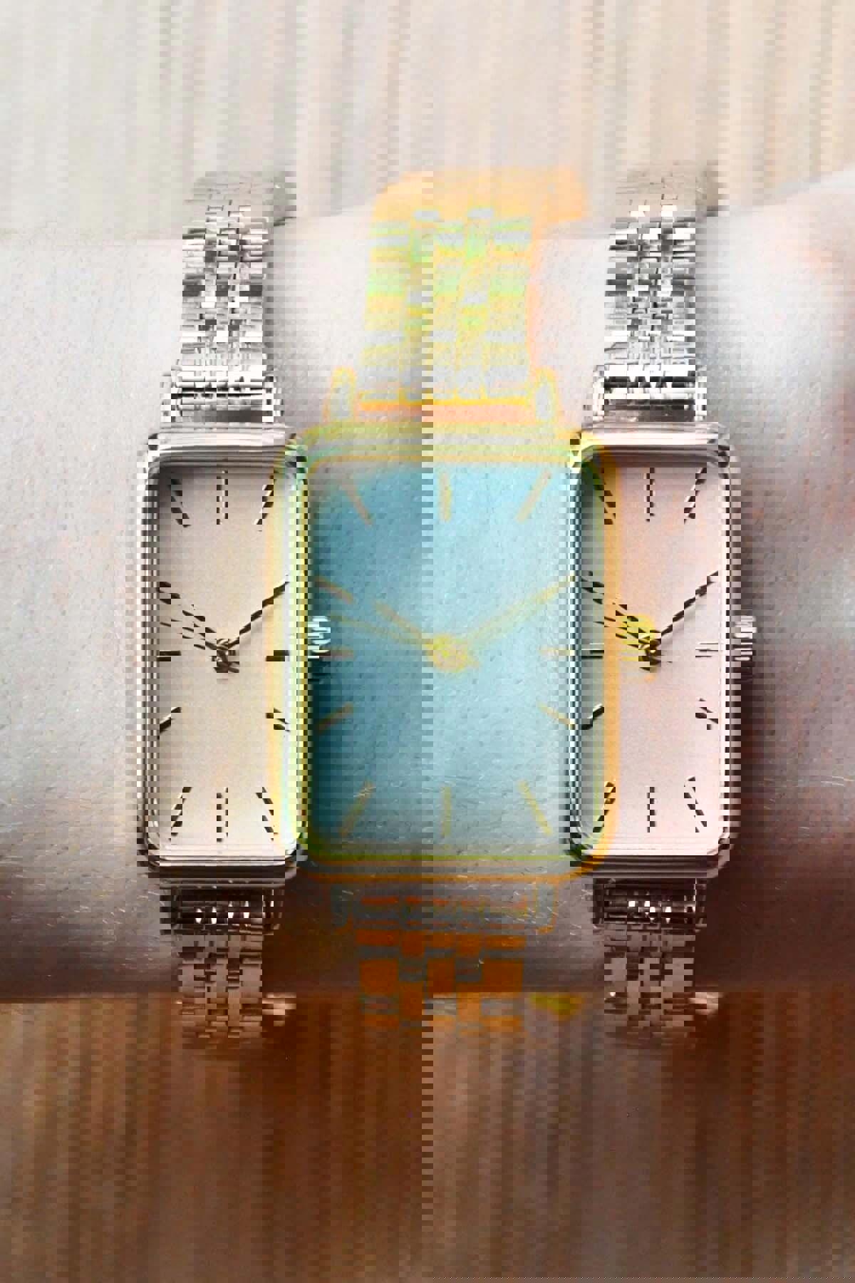 Sonsuzsaat SU-548-001 20 mm Altın Metal Kordon Analog Kadın Kol Saati