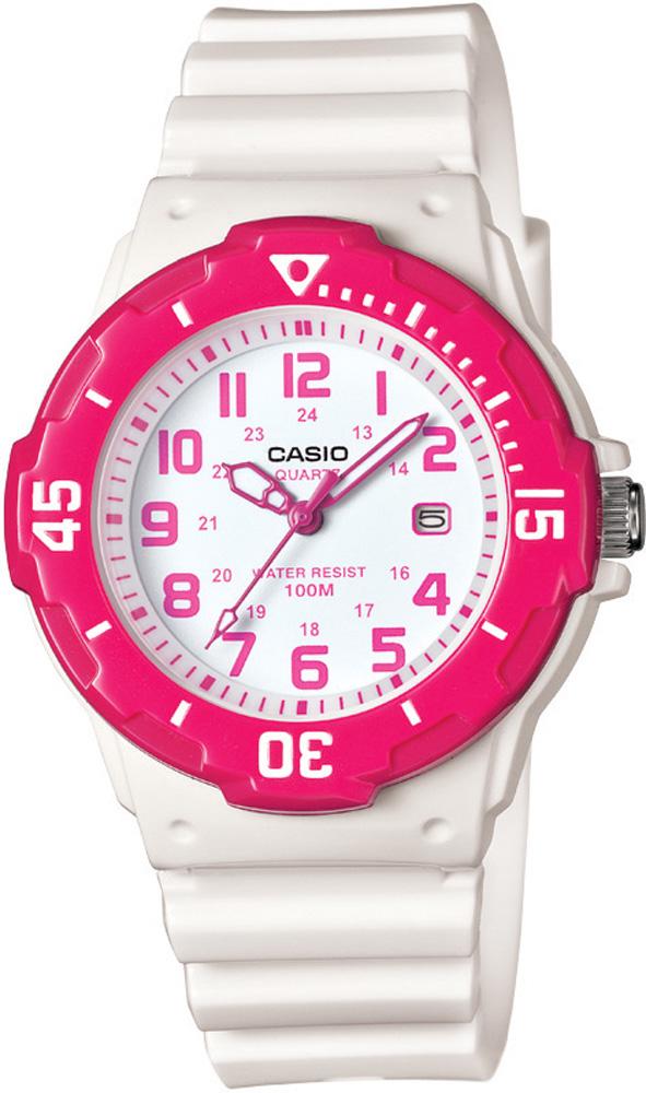 Casio LRW-200H-4BVDF Takvimli 39 mm Beyaz Silikon Kordon Analog Kadın Kol Saati