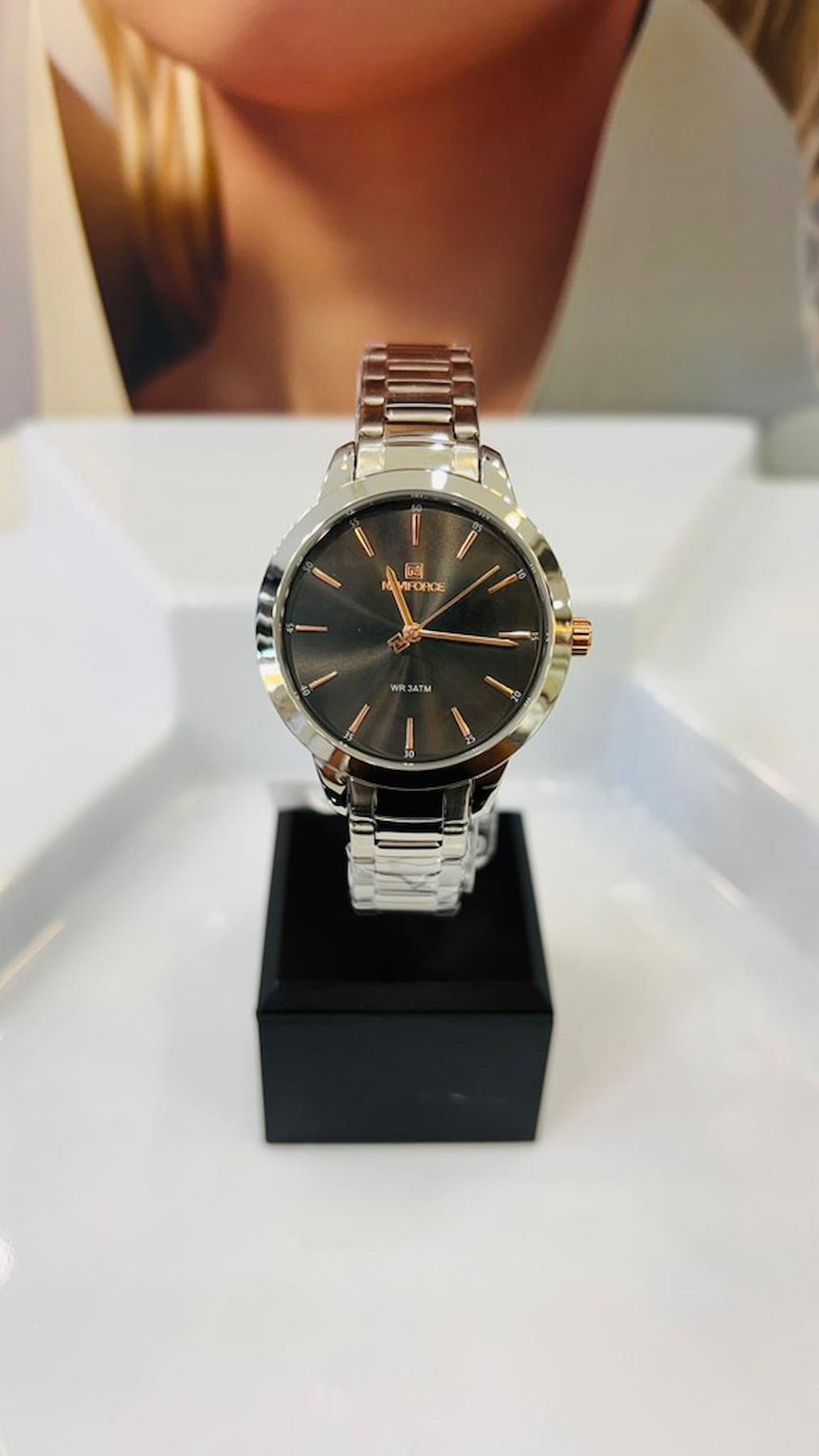Naviforce 31-34 mm Gri Çelik Kordon Analog Kadın Kol Saati