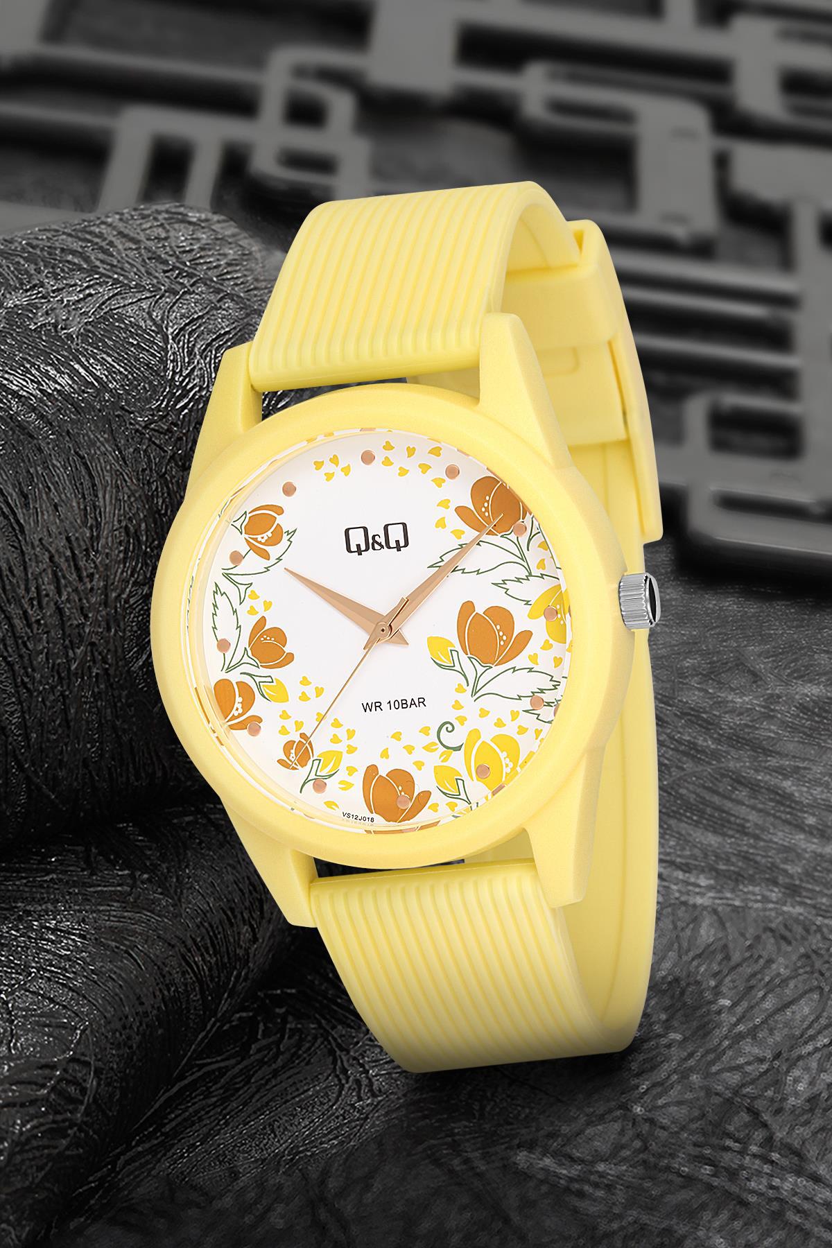 Q&Q 3P708 36 mm Sarı Silikon Kordon Analog Kadın Kol Saati