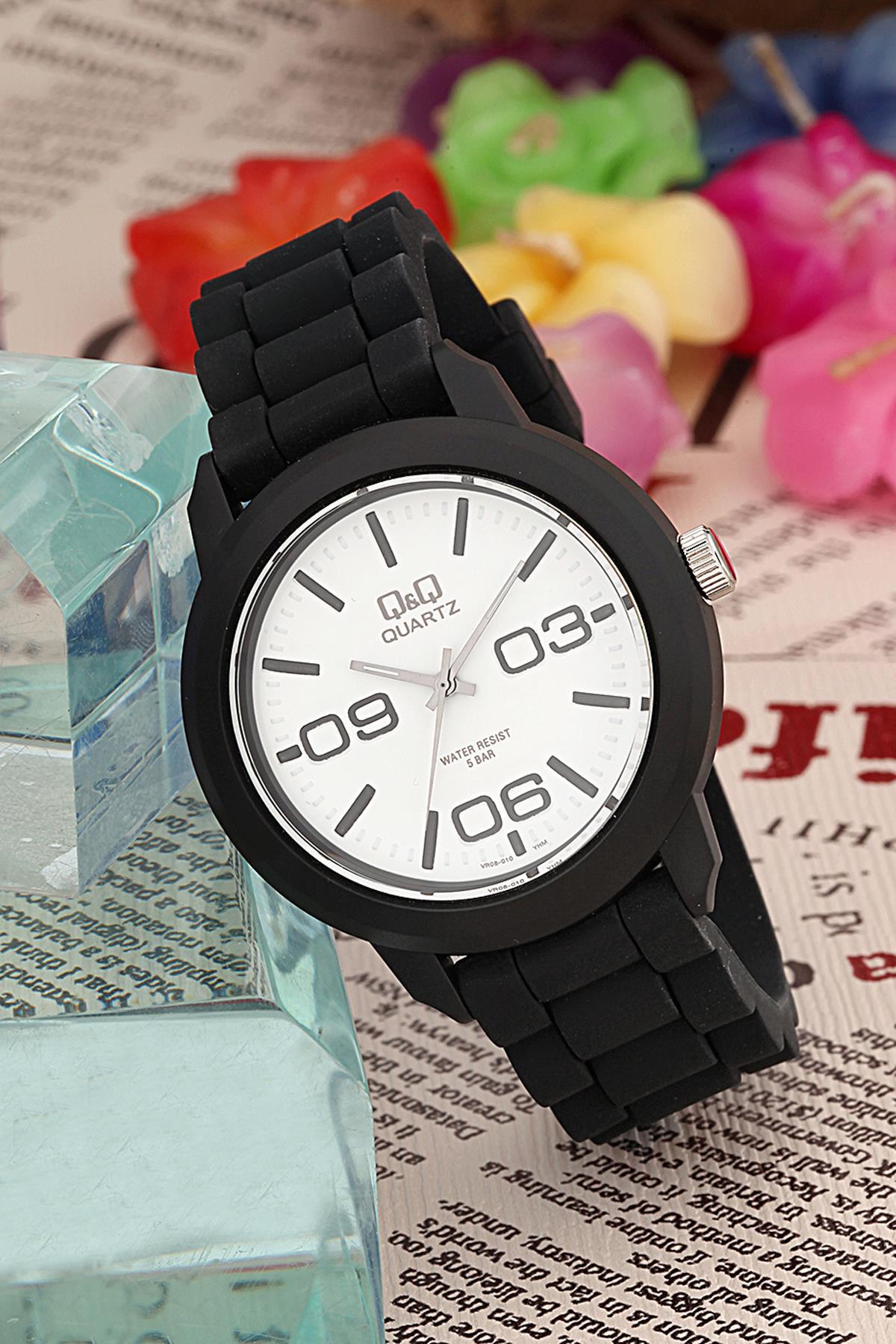 Q&Q 3B691 36 mm Siyah Silikon Kordon Analog Kadın Kol Saati