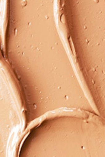M.A.C Studio Fix 24-Hour Smooth Wear Nc30 Göz Altı ve Yüz Likit Fırça Kapatıcı