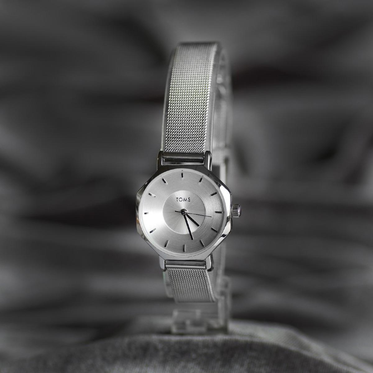 Toms TH-T1819CWT 21-25 mm Gri Hasır Kordon Analog Kadın Kol Saati