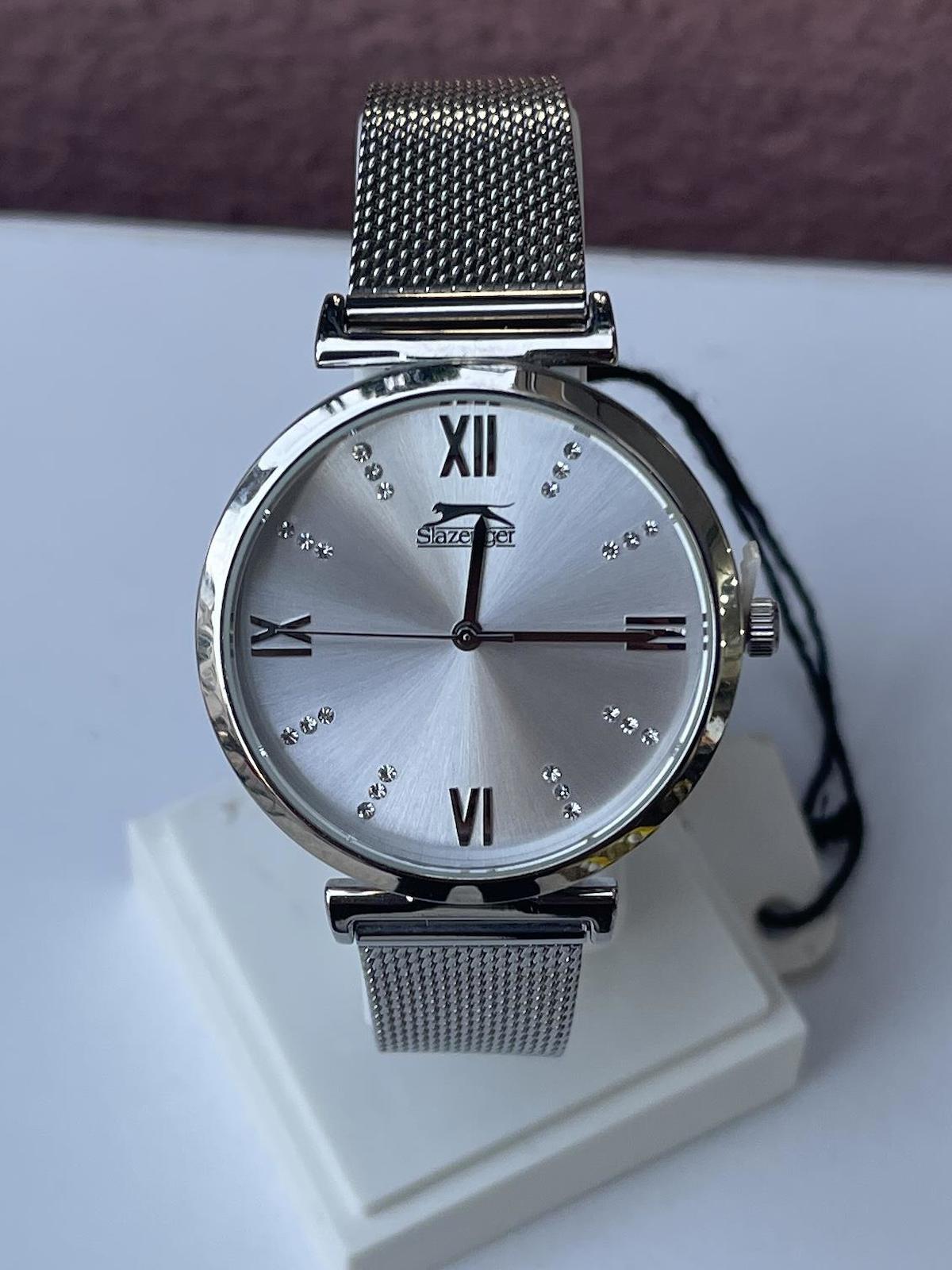 Slazenger 36 mm Gri Çelik Kordon Analog Kadın Kol Saati