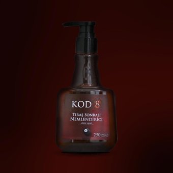 Kod 8 4 Parça Erkek Parfüm Deodorant Seti