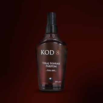 Kod 8 4 Parça Erkek Parfüm Deodorant Seti