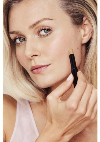Avon Ideal Flawless Göz Altı ve Yüz Krem Stick Kapatıcı
