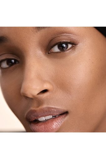 Fenty Beauty Honey Mustard Nemlendiricili Göz Altı ve Yüz Likit Tüp Kapatıcı