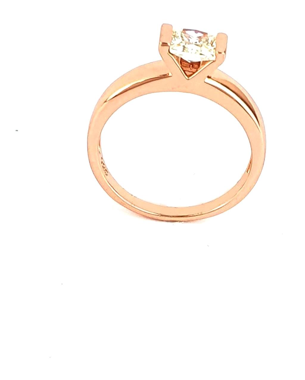 Oseshop Kare Tektaş Beyaz Pırlanta Yüzük