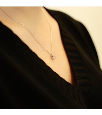 Lova Pırlanta 0.27 Karat Yuvarlak Kesim 14 Ayar Altın Tektaş 2030005 Pırlanta Kolye 42 Cm