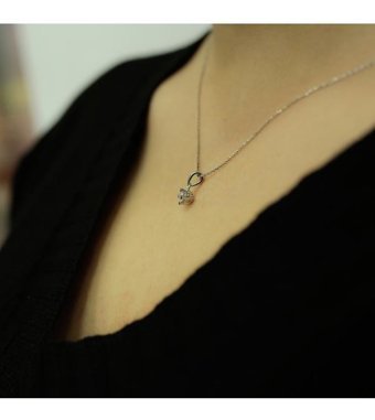Lova Pırlanta 0.16 Karat Yuvarlak Kesim 14 Ayar Altın Tektaş 2010012 Pırlanta Kolye 42 Cm