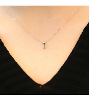Lova Pırlanta 0.10 Karat Yuvarlak Kesim 14 Ayar Altın Tektaş 2070006 Pırlanta Kolye 42 Cm