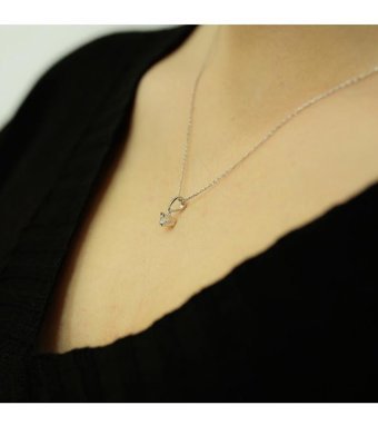 Lova Pırlanta 0.10 Karat Yuvarlak Kesim 14 Ayar Altın Tektaş 2030017 Pırlanta Kolye 42 Cm