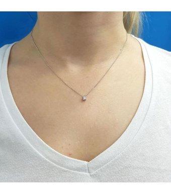 Lova Pırlanta 0.10 Karat Yuvarlak Kesim 14 Ayar Altın Tektaş 2040029 Pırlanta Kolye 42 Cm