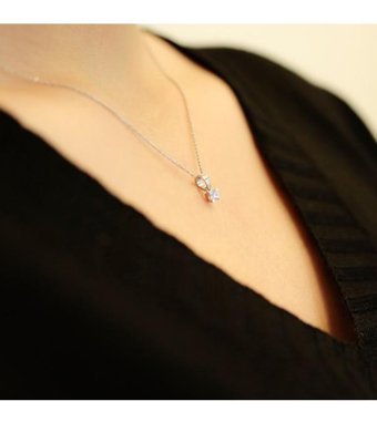 Lova Pırlanta 0.08 Karat Yuvarlak Kesim 14 Ayar Altın Tektaş 2070001 Pırlanta Kolye 42 Cm