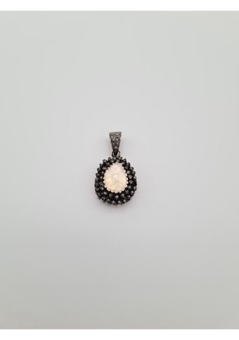 Allahverdi Türkmen 0.01-0.1 Karat Damla Kesim Beyaz Taşlı Gümüş Elmas Kolye 35 cm