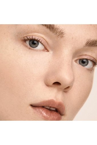 Fenty Beauty Rose Quartz Nemlendiricili Göz Altı ve Yüz Likit Tüp Kapatıcı