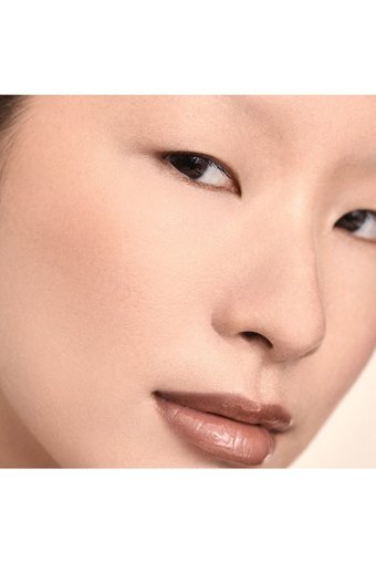 Fenty Beauty Rose Quartz Nemlendiricili Göz Altı ve Yüz Likit Tüp Kapatıcı
