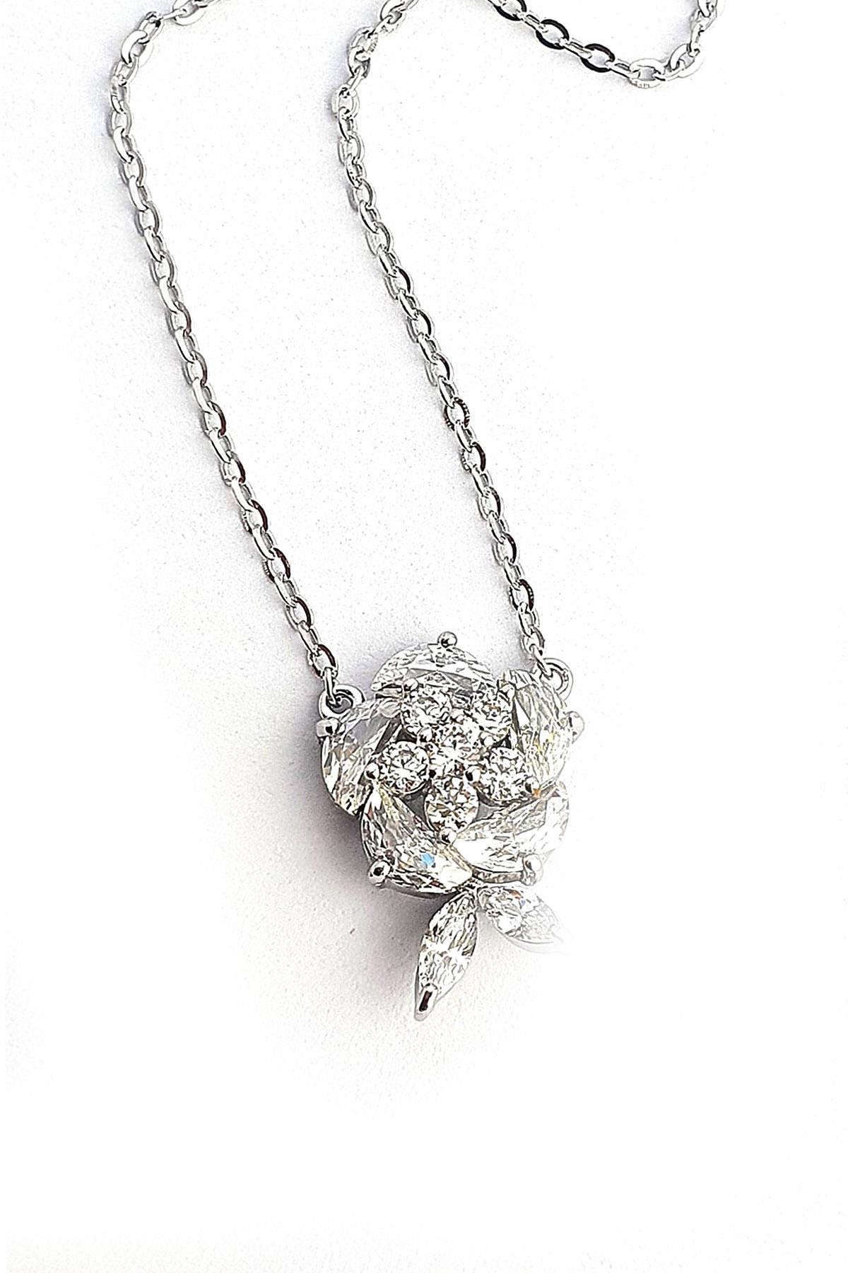 Oseshop Gül Beyaz Swarovski Taşlı 925 Ayar Kararmayan Forse Zincir Kadın Gümüş Kolye 45 cm