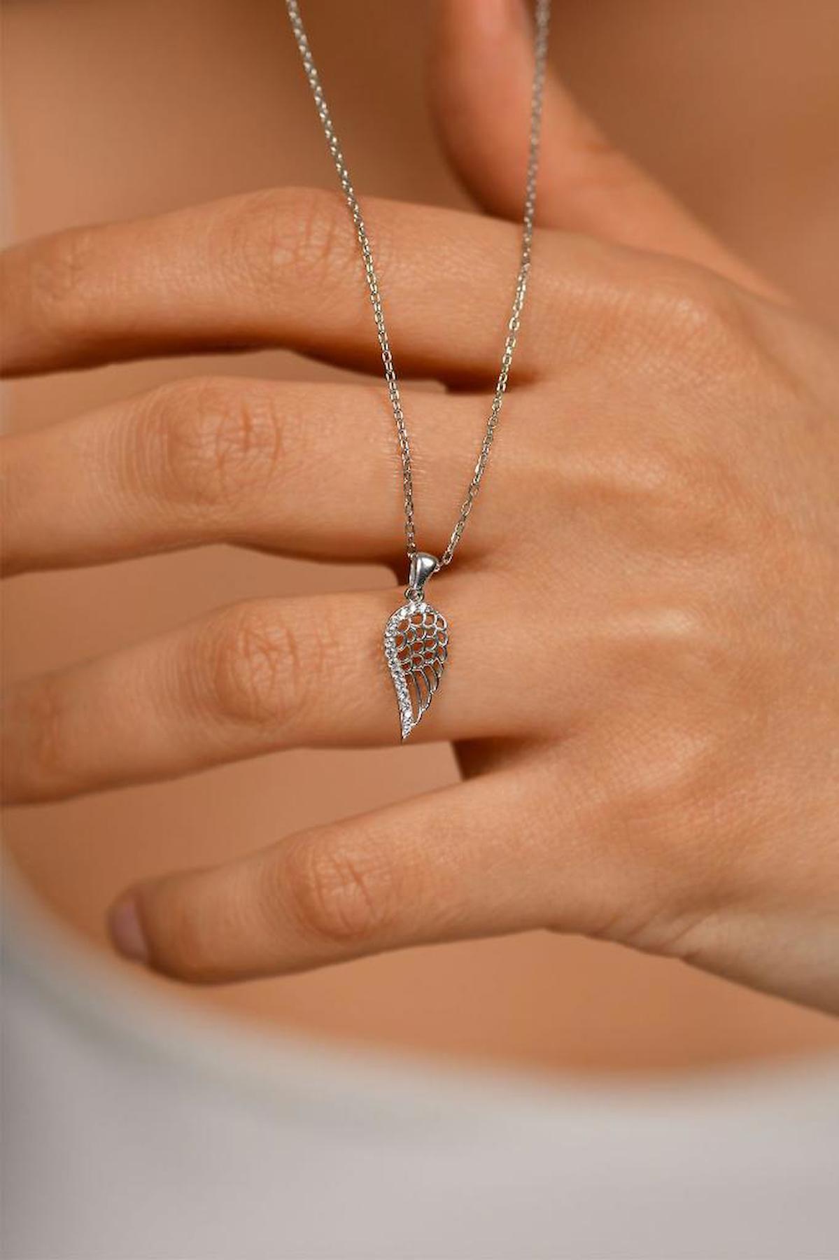 Roza Silver Kanat Beyaz Zirkon Taşlı 925 Ayar Kararmayan Zincir Forse Zincir Kadın Gümüş Kolye 45 cm