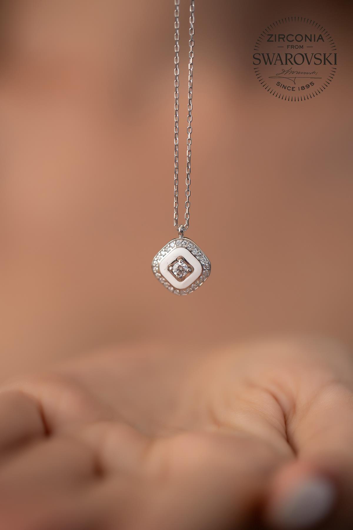 Swarovski Beyaz Zirkon Taşlı Kararmayan Melek Düz Zincir Kadın Gümüş Kolye 45 cm