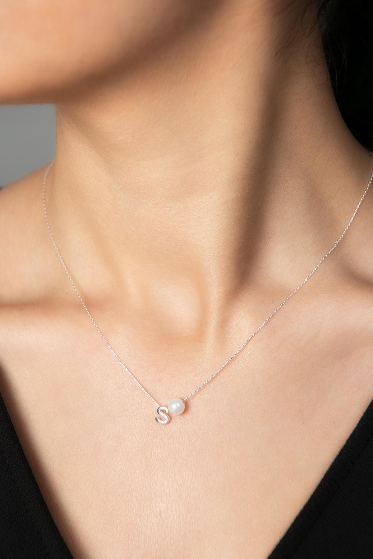 Elika Silver Beyaz Taşlı S Harfli 925 Ayar Kararmayan Zincir Kadın Gümüş Kolye 43 cm