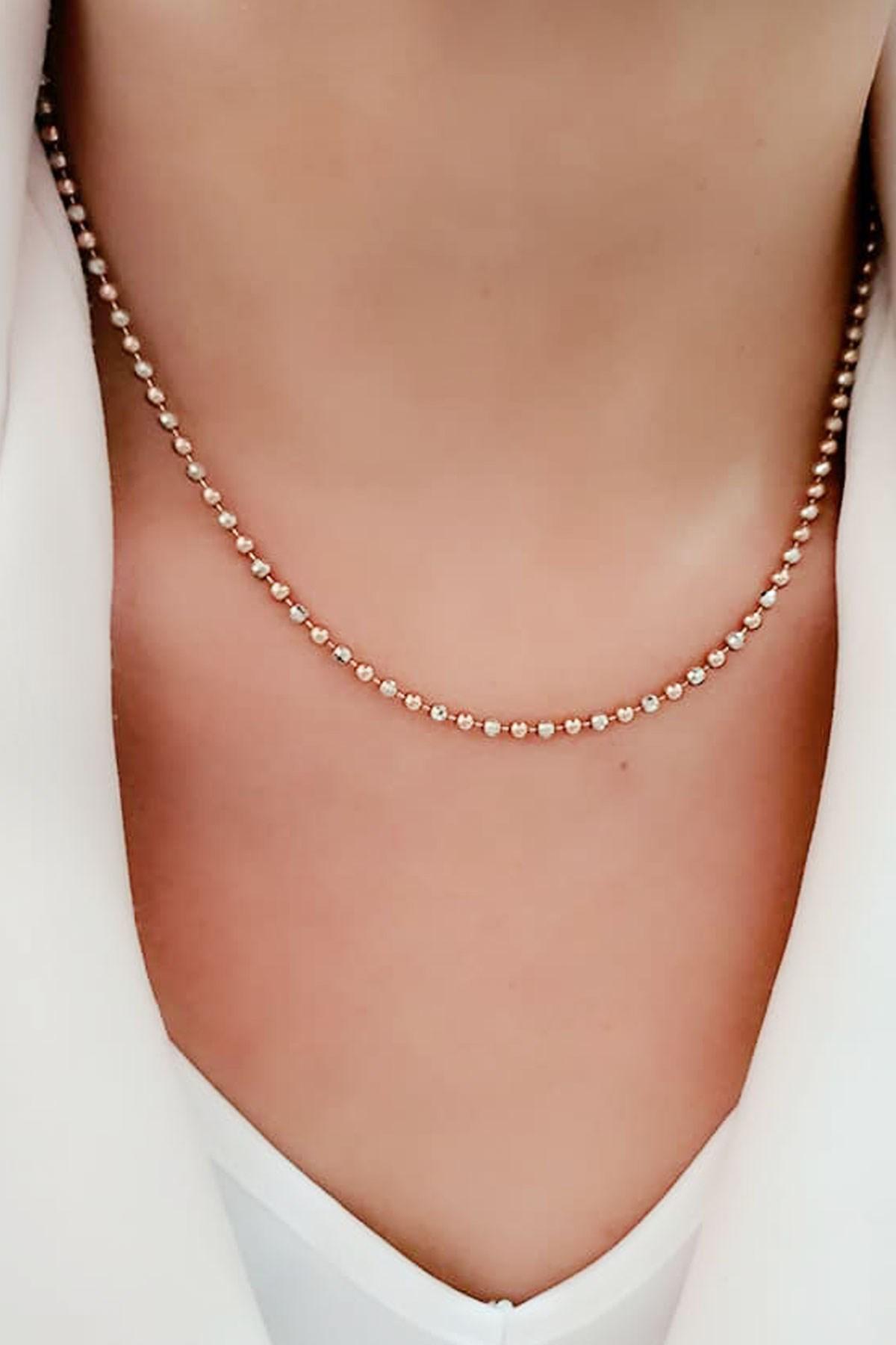 Oseshop Beyaz Taşlı 925 Ayar Kararmayan Zincir Kadın Gümüş Kolye 45 cm