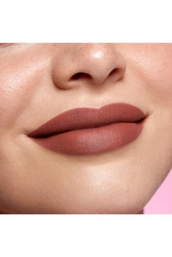 Huda Beauty Warm Brown Asansörlü İnce Mat Dudak Kalemi Kahverengi