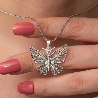 Serra Jewels Kelebekli Beyaz 925 Ayar Kararmayan Burma Zincir Kadın Gümüş Kolye 50 cm