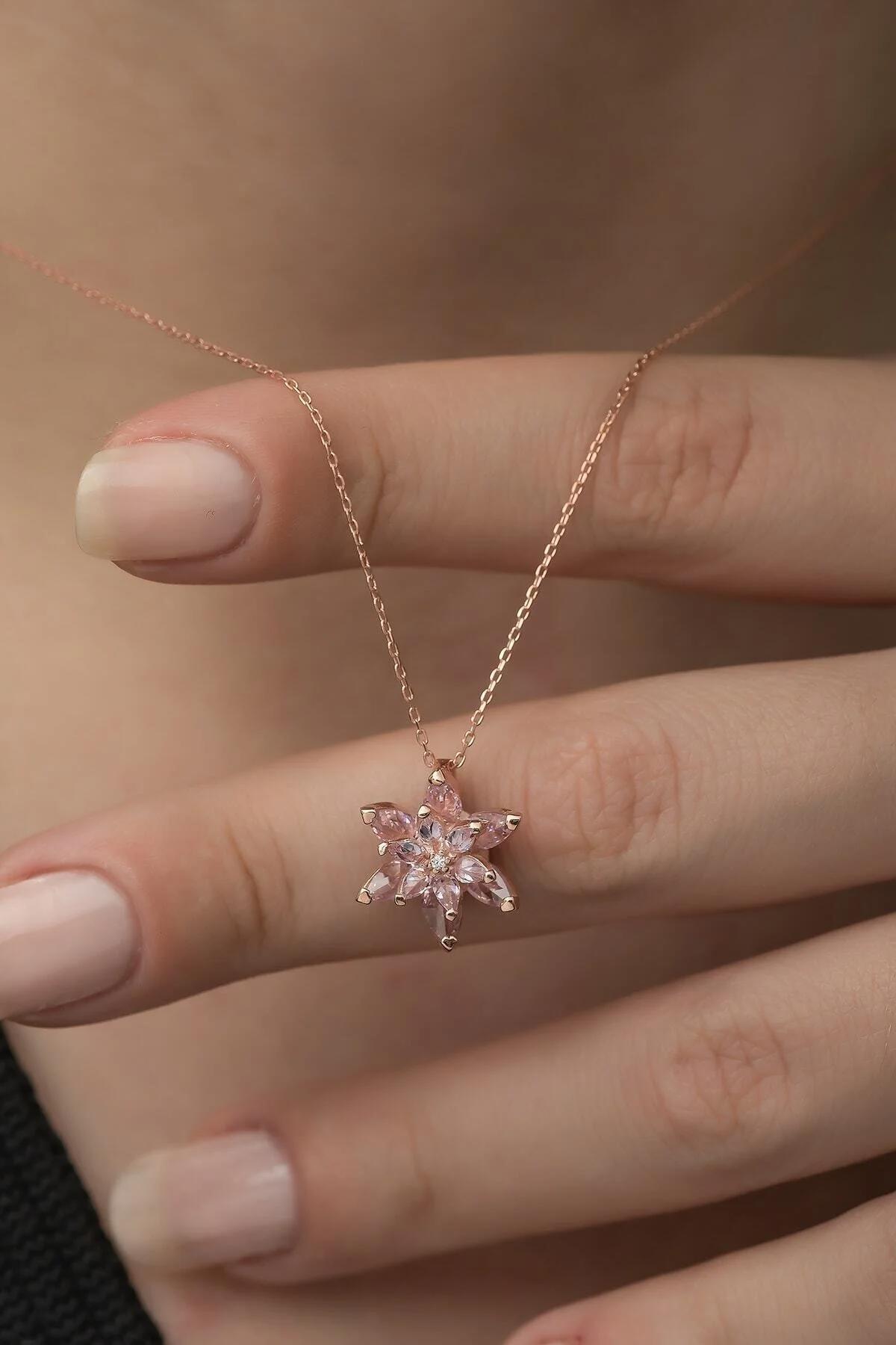 Nereze Lotus Çiçeği Pembe Zirkon Taşlı 925 Ayar Altın Kaplama Kararmayan Forse Zincir Kadın Gümüş Kolye 42 cm