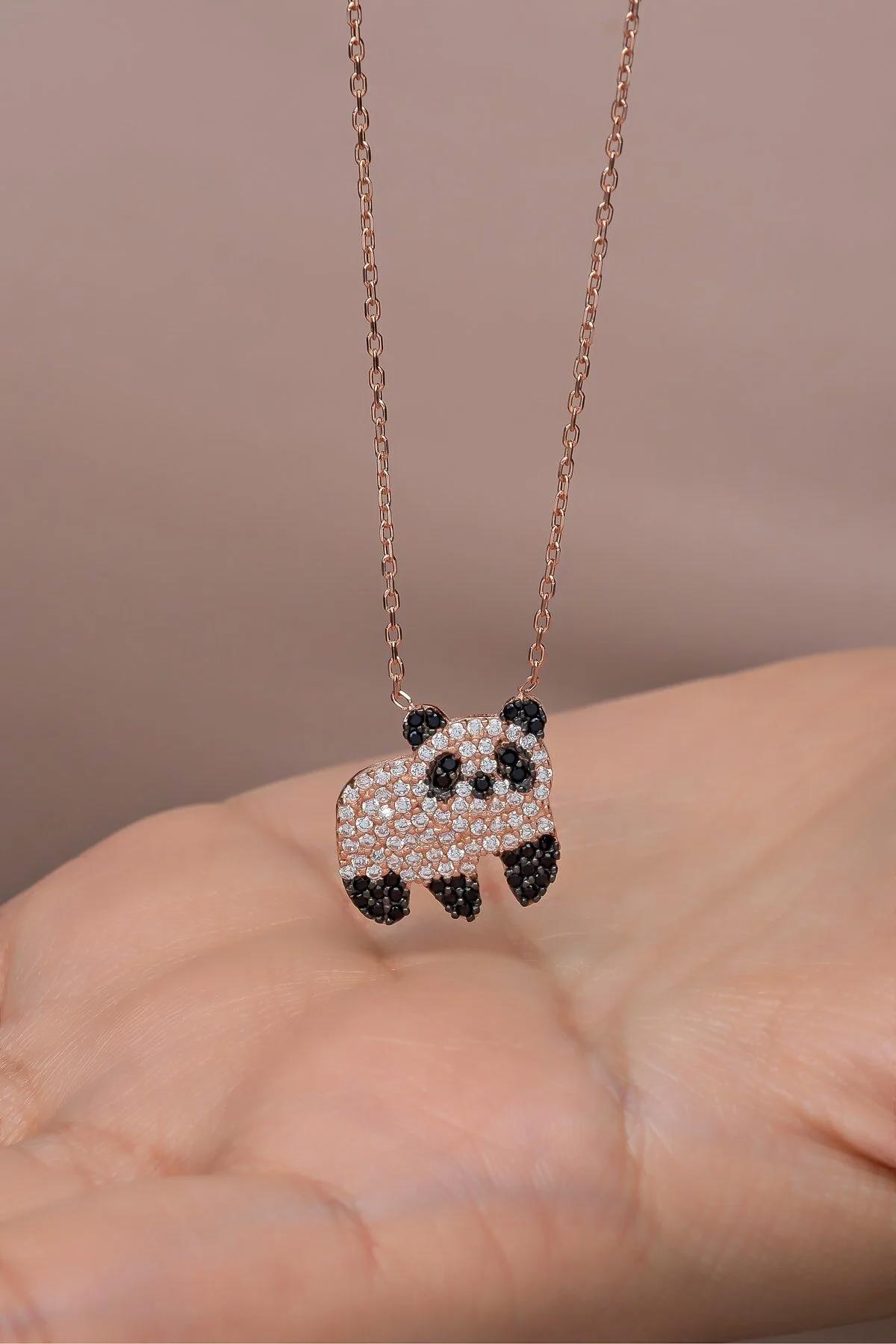 Nereze Panda Figürlü Beyaz - Siyah Zirkon Taşlı 925 Ayar Kararmayan Forse Zincir Kadın Gümüş Kolye 42 cm