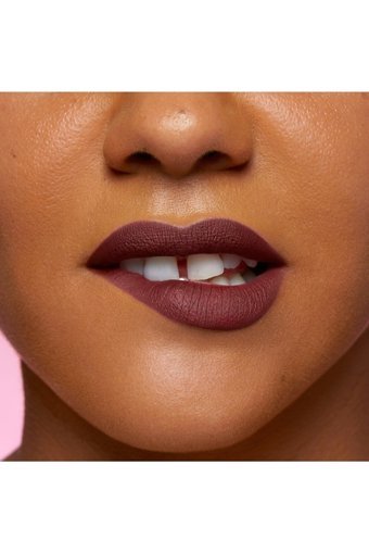 Huda Beauty Very Berry Asansörlü İnce Mat Dudak Kalemi Mürdüm