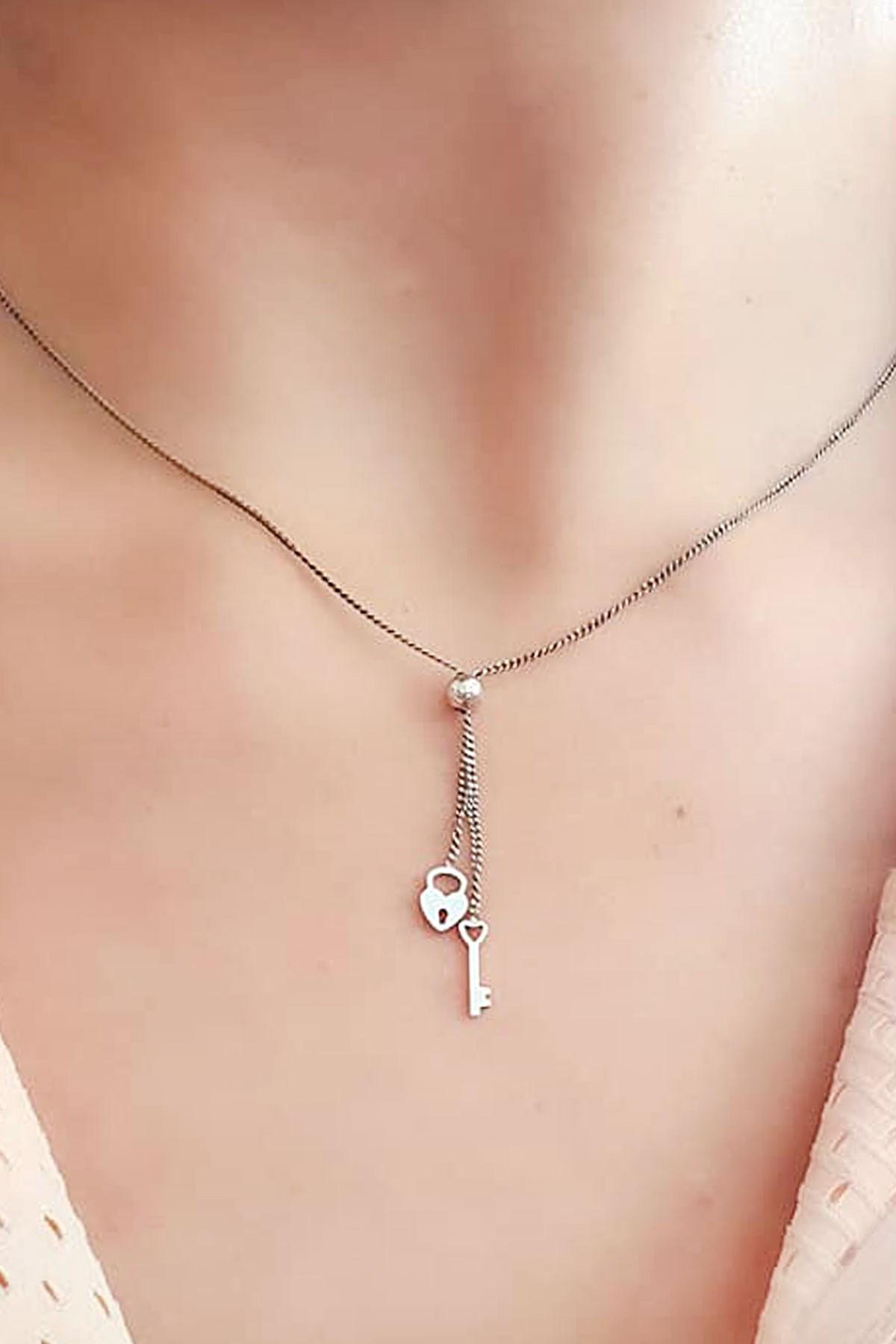 Oseshop Kalp Anahtar Taşsız 925 Ayar Kararmayan Kalpli Forse Zincir Kadın Gümüş Kolye 45 cm