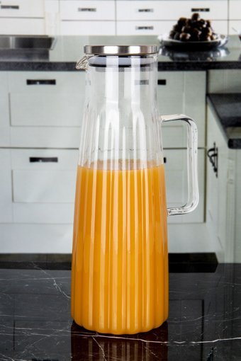 Lizzy Pinterest Metal Kapaklı Cam Sürahi 1.5 lt
