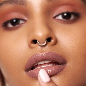 Huda Beauty Power Bullet Cream Glow Hydrating Baby Face Nemlendiricili Lipstick Ruj 3 gr