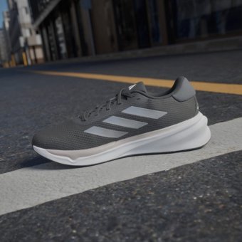 Adidas Supernova Stride IG8317 Ortopedik Bağcıklı Adiwear Unisex Koşu Ayakkabısı Siyah