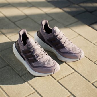 Adidas Ultraboost Light IE3336 Ortopedik Bağcıklı Kadın Koşu Ayakkabısı Lila