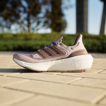 Adidas Ultraboost Light IE3336 Ortopedik Bağcıklı Kadın Koşu Ayakkabısı Lila