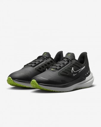 Nike Air Winflo 9 Shield DM1104-001 Su Geçirmez Bağcıklı Kadın Koşu Ayakkabısı Siyah
