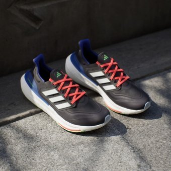 Adidas Ultraboost Light IE1772 Ortopedik Bağcıklı Unisex Koşu Ayakkabısı Lacivert