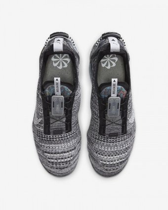 Nike Air VaporMax 2020 Flyknit CT1823-001 Lastik Bağcıklı Erkek Günlük Ayakkabı Siyah