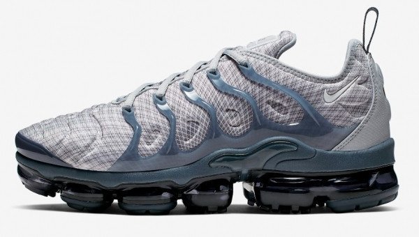 Nike Air VaporMax Plus 924453-019 Ortopedik Bağcıklı Erkek Günlük Ayakkabı Gri