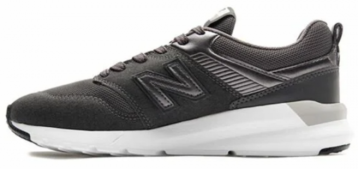 New Balance 9 WS009IBG Bağcıklı Kadın Günlük Ayakkabı Siyah