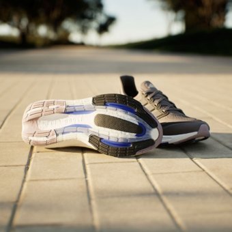 Adidas Ultraboost Light IE3331 Ortopedik Bağcıklı Unisex Koşu Ayakkabısı Gri