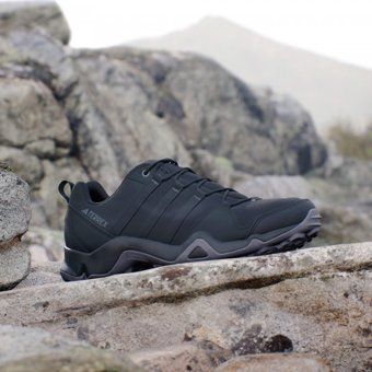 Adidas AX2S IE0814 Ortopedik Bağcıklı Traxion Erkek Yürüyüş Ayakkabısı Siyah